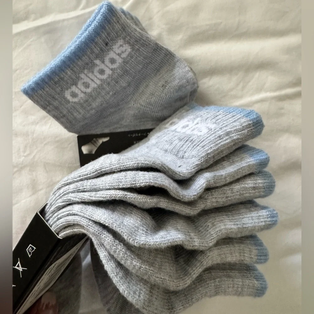 Adidas Cushioned Crew Socks Gray Blue Trim Youth 6-8 6-Pair Bundle NWT - Picture 2 of 2